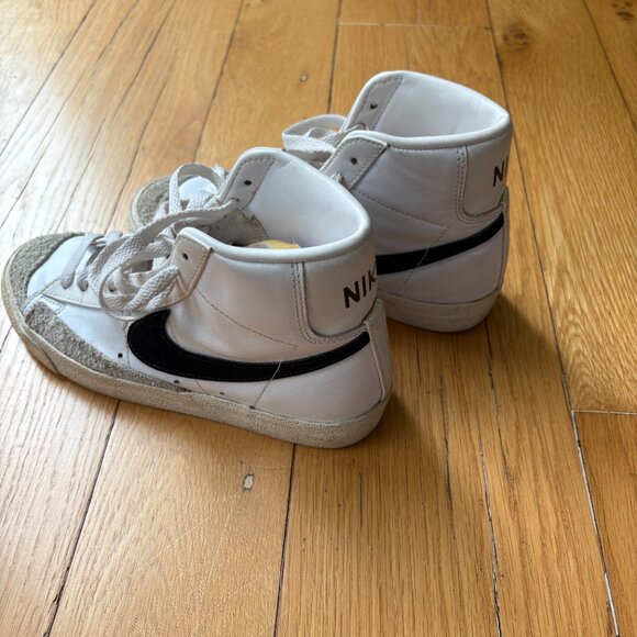 Nike Blazer Mid '77 Women's size 6 pre-owned - Picture 2 of 15